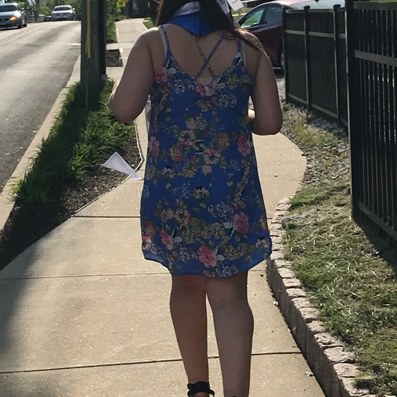 Blue/floral patterned spaghetti strap dress! - Picture 5 of 6